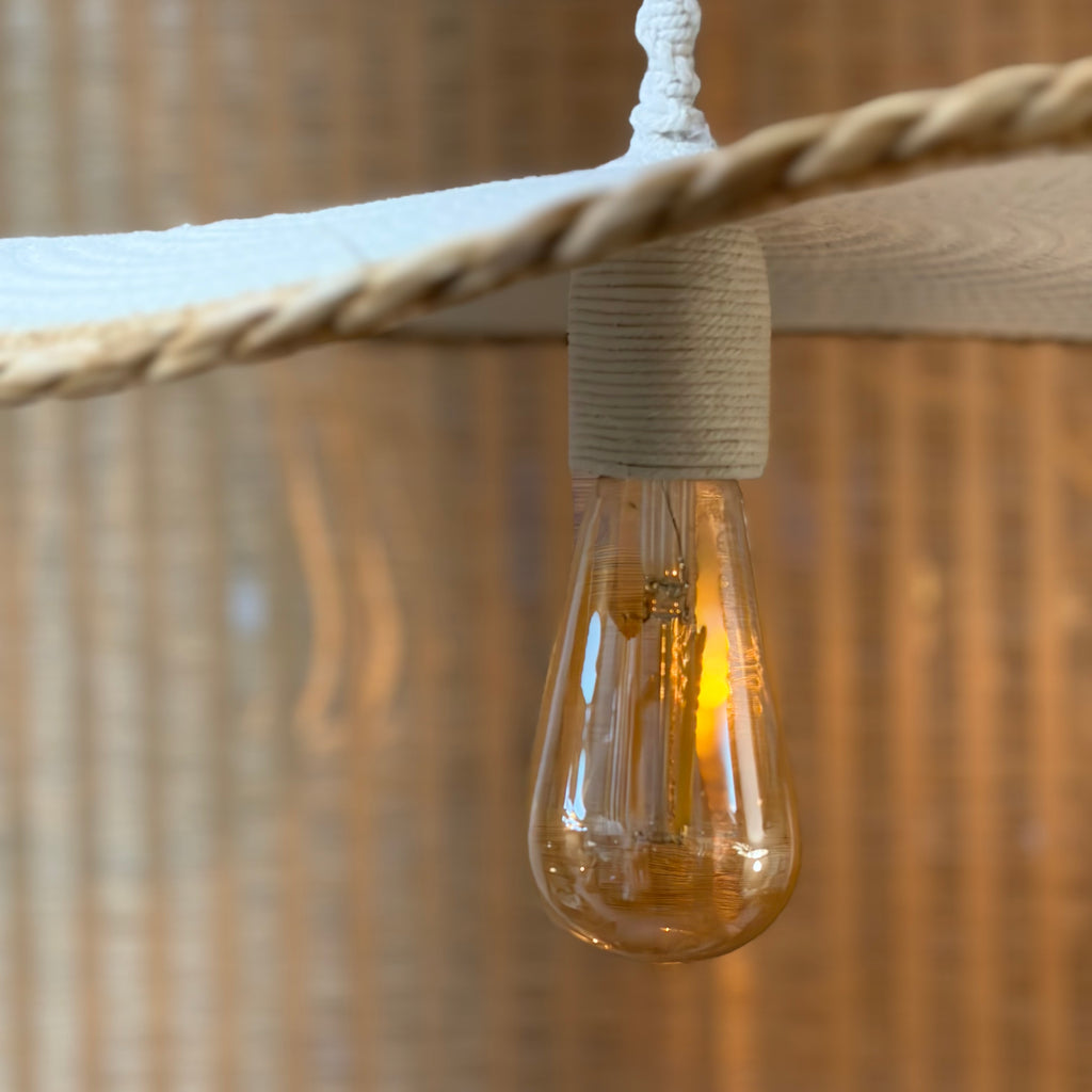 Luminaire en macramé 