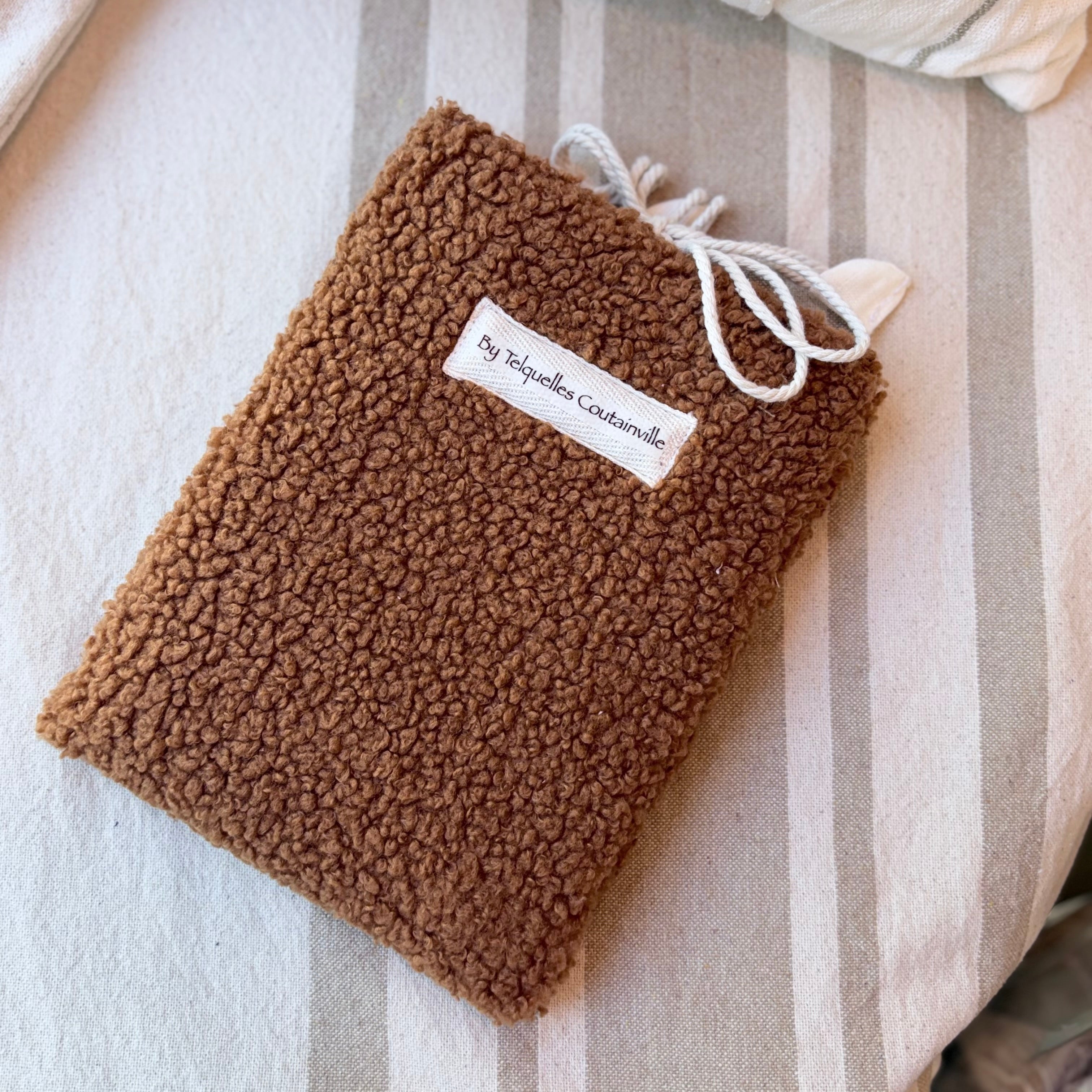 Pochette à livre de poche