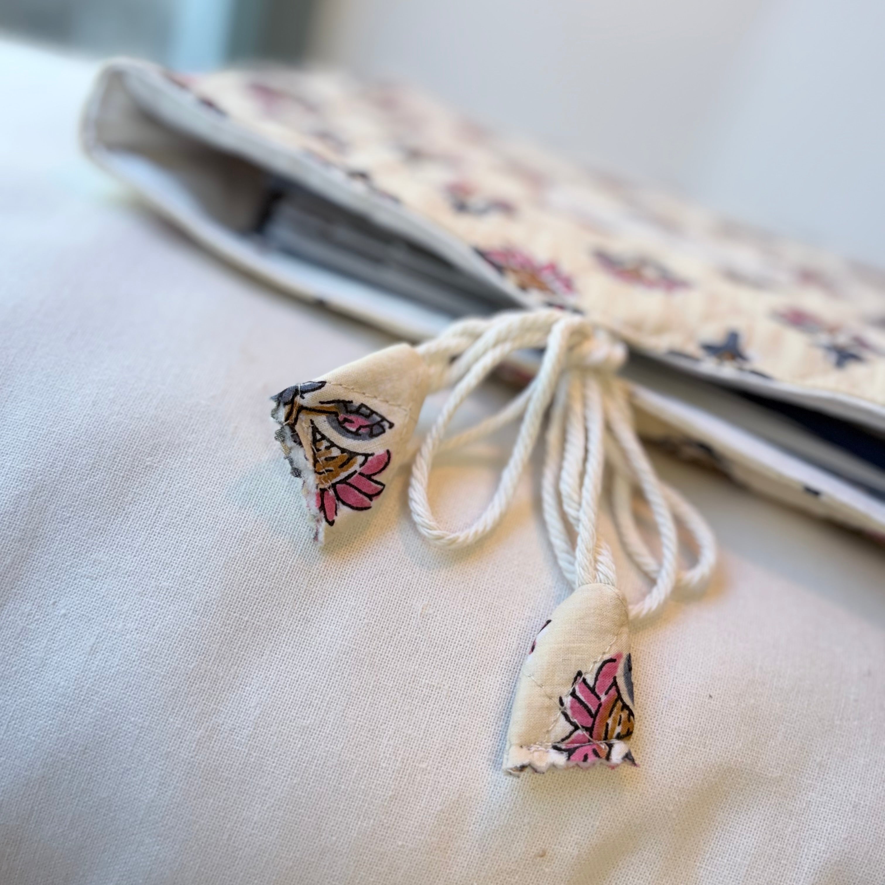 Pochette à livre brochet